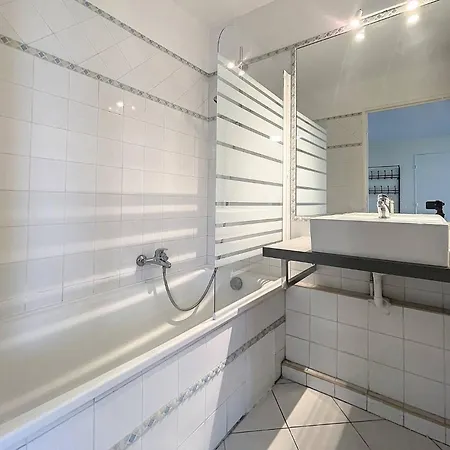 - 5mn Palais Appartement